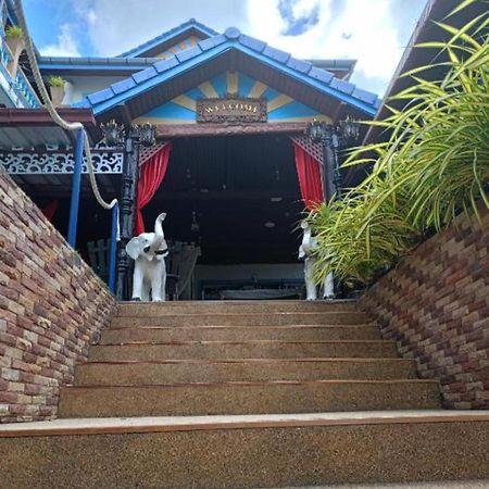 Patong Sunbeach Mansion Extérieur photo