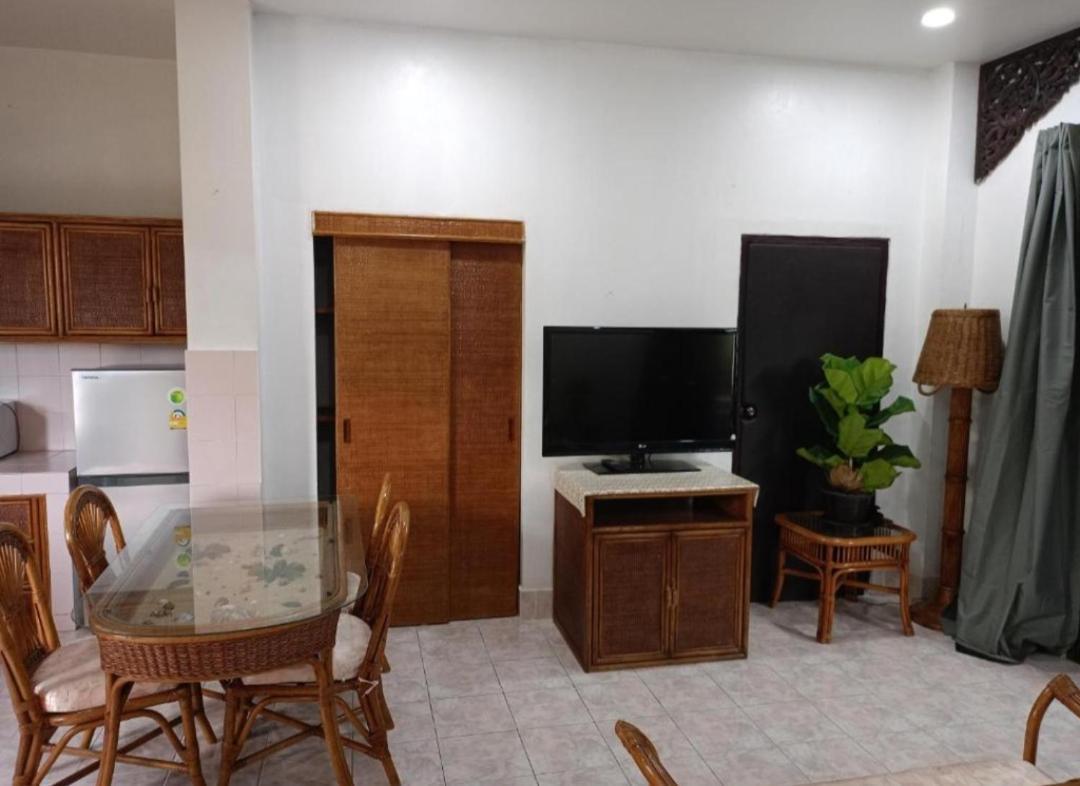 Patong Sunbeach Mansion Chambre photo