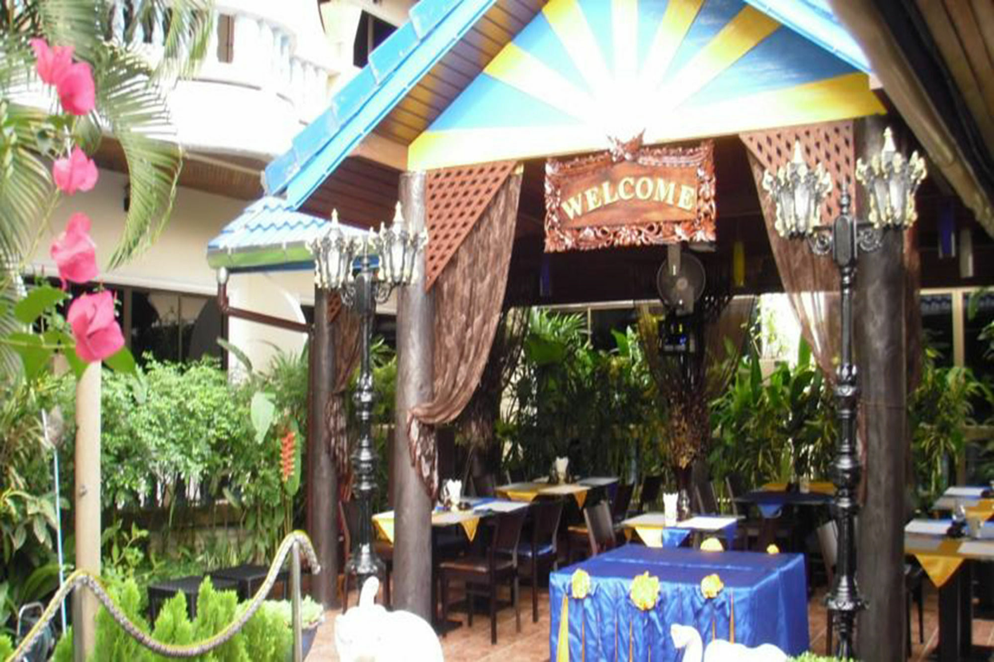 Patong Sunbeach Mansion Extérieur photo