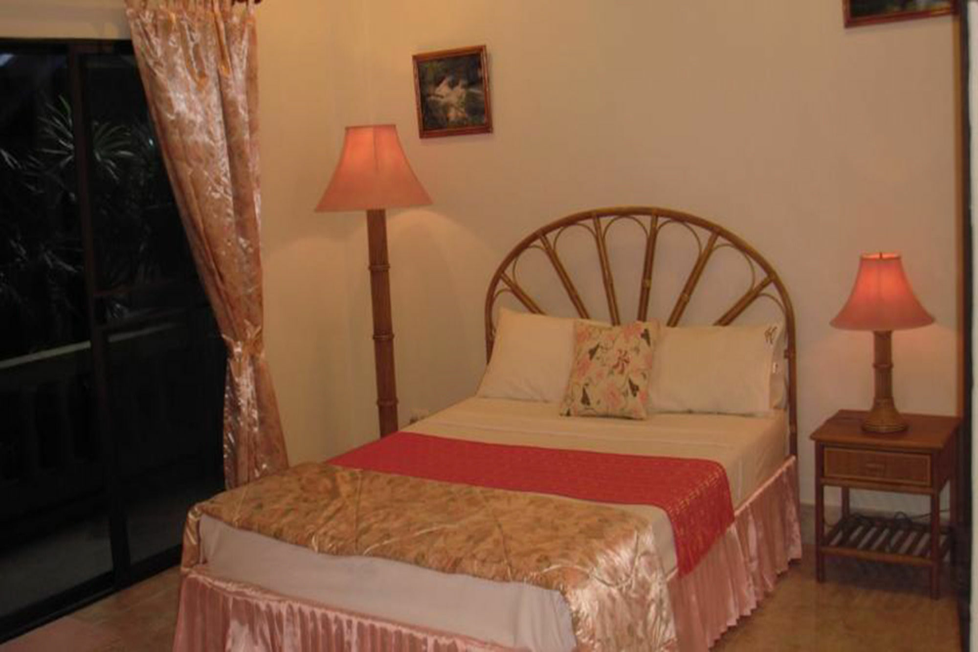 Patong Sunbeach Mansion Extérieur photo